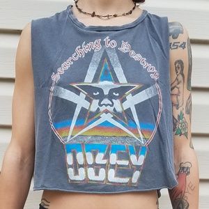 Obey cropped muscle tee shirt